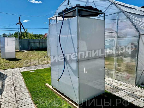 Душевая кабина с раздевалкой закрытого типа из поликарбоната